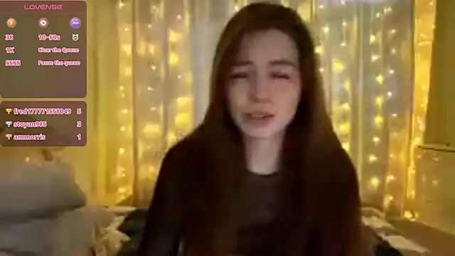 VikiRewilds Chat XXX live
