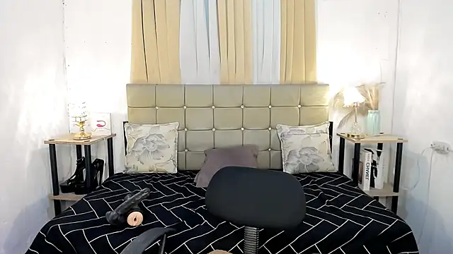 Вебкам-шоу catiana_moore