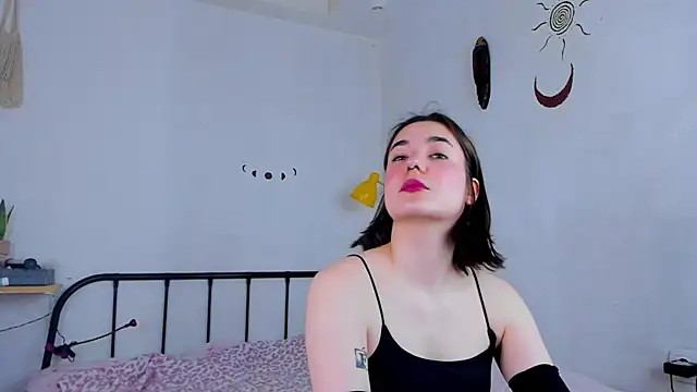 Chat +18 de LiyaFly ao vivo