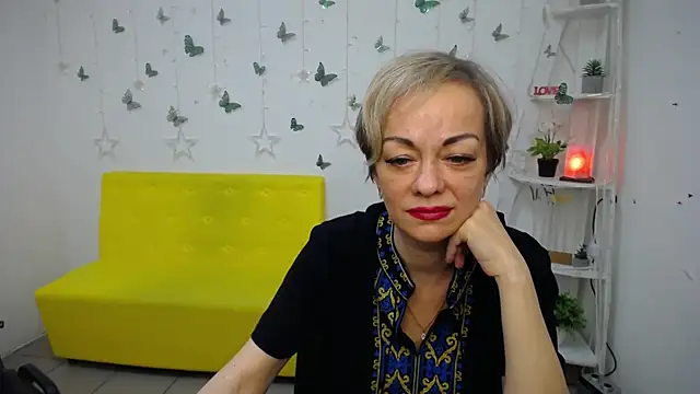 NikaMayu's Live XXX Chat
