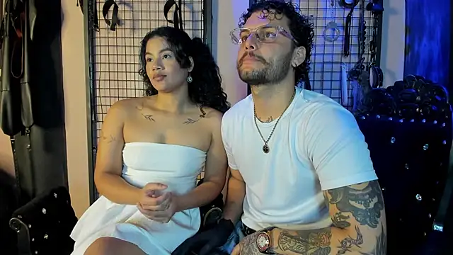 Twisted_Fantasy's Live XXX Chat