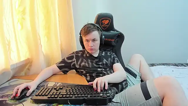 Онлайн чат XXX iliaskrislove