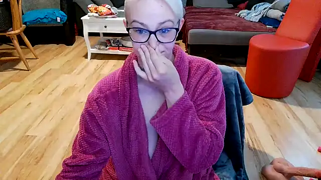 ZuckerMausi17 Live XXX-Chat