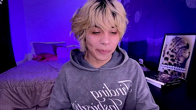 Aronn_44 Live XXX-chat