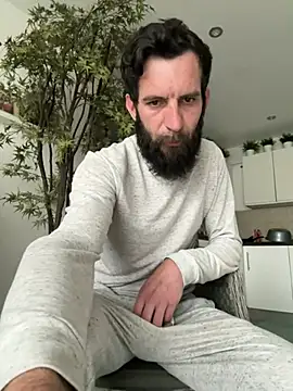 XXX chat uživo modela Michel_huge