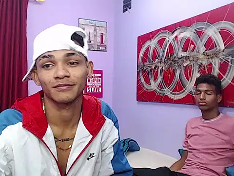 black_twinks Adlı Modelin Canlı XXX Sohbeti