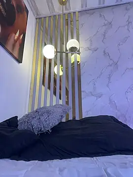 Catalinaa01 라이브 XXX 채팅