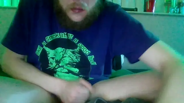 alejandro69420 Show in webcam