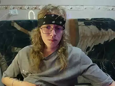 Jinnbooky – webcam-show