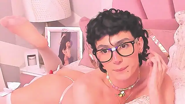 KylieMonnett webcam show