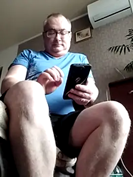 Pokazy przed kamerką – Nika_Malay
