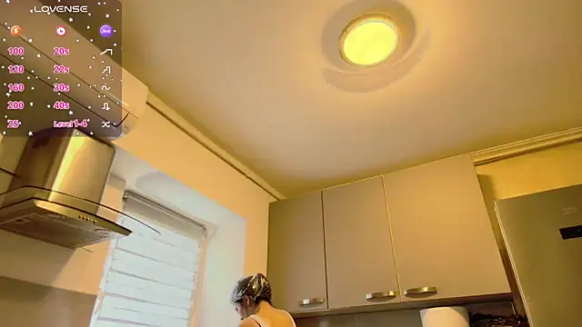 Chat +18 de alisoncassie ao vivo