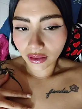 Kylie_brazt Chat XXX in diretta