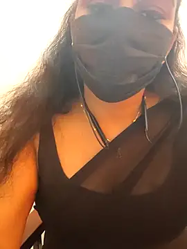 soundharya_tamilのウェブカメラショー