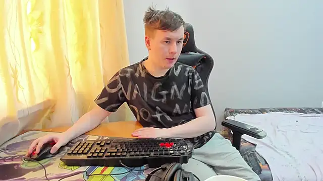 XXX chat uživo modela iliaskrislove