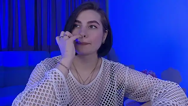 Chat +18 de AdrianaToress ao vivo