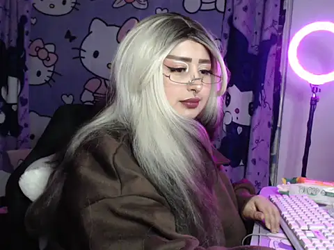 lussyevans24's Live XXX Chat
