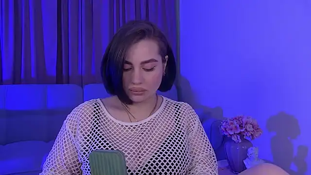 AdrianaToress' Live XXX Chat