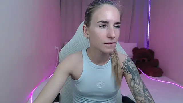 DeboraHorny – Kamerová šou