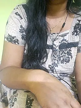 tamil_kanaka Pertunjukan Webcam