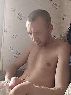 _uncle_Mitya-43_: διαδικτυακό σόου στην κάμερα