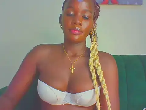 cutesmiling Chat XXX in diretta