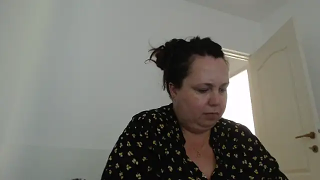 WendyRhoades Adlı Modelin Canlı XXX Sohbeti