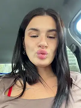 MiraReach – Naživo XXX chat