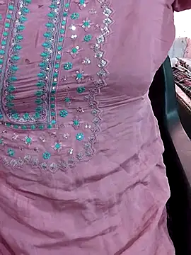 cutee_bhabhi's Webcam Show