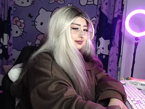 lussyevans24 – Naživo XXX chat