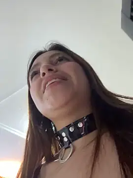 Chat +18 de Miel_rousse ao vivo