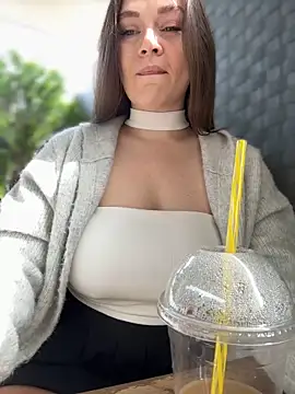 Živý XXX chat CrazyTori