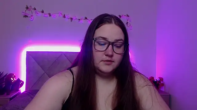 Онлайн чат XXX XX_Daniella_XX
