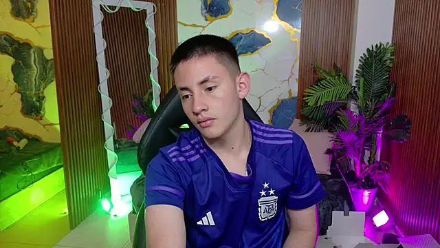 Andres_Tay Pertunjukan Webcam