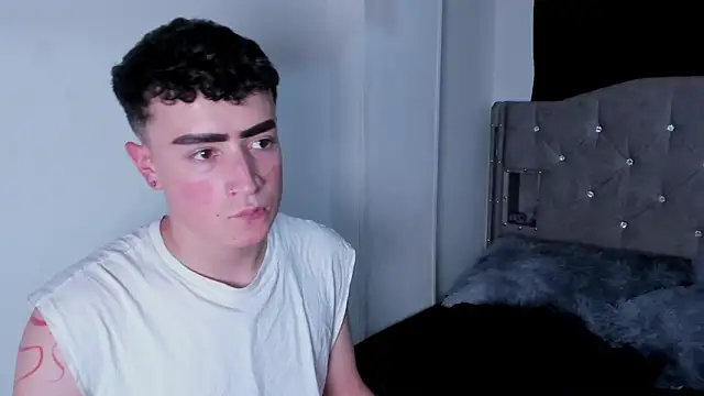 naughtysalomonnn Webbikameraesitys