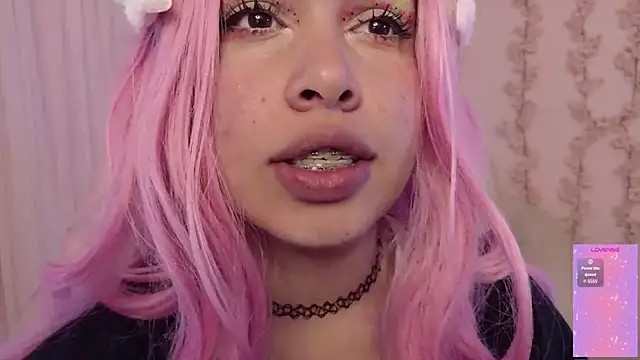 XXX chat uživo modela Haelycute