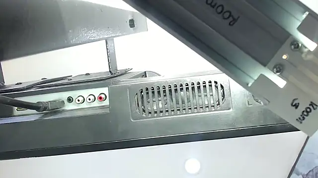 Pertunjukan Kamera Web CamelyHott