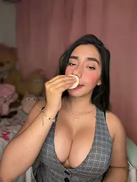 MiaSofia__ – Live XXX-chat