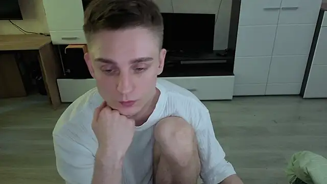 angryzan Live XXX Chat
