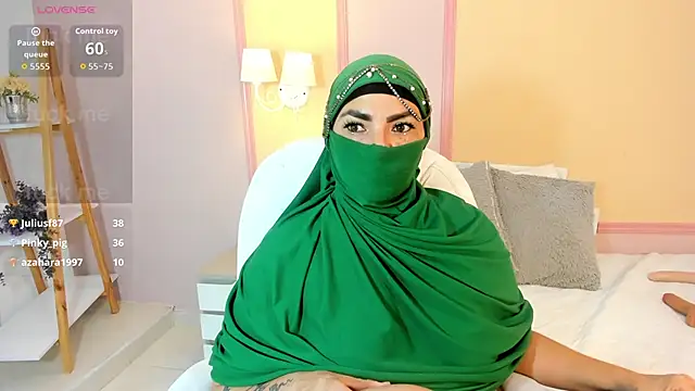 _naylaa_ Show Webcam