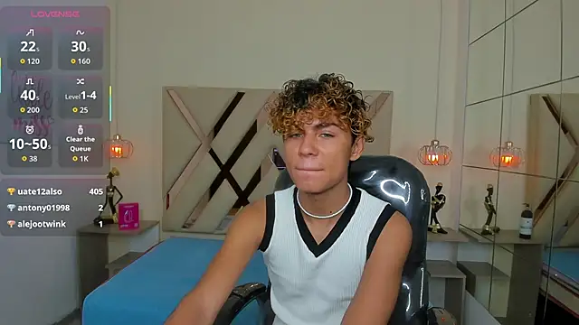 Anyelo_Twink webcam show