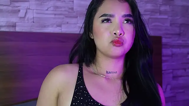 MarianaGiraldo Adlı Modelin Canlı XXX Sohbeti