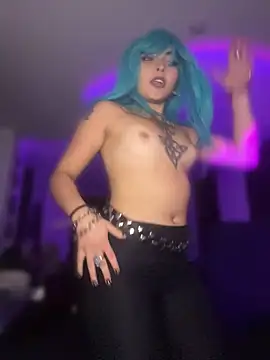 _g0thiccwitch_'s Live XXX Chat