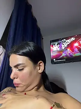 MARYADSUARD Chat XXX in diretta