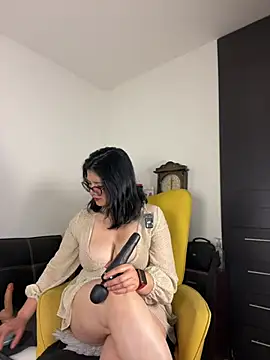adriana71n Live XXX chat