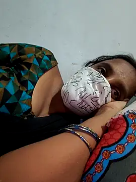Tamil_Hot_HoneyBee Show Webcam