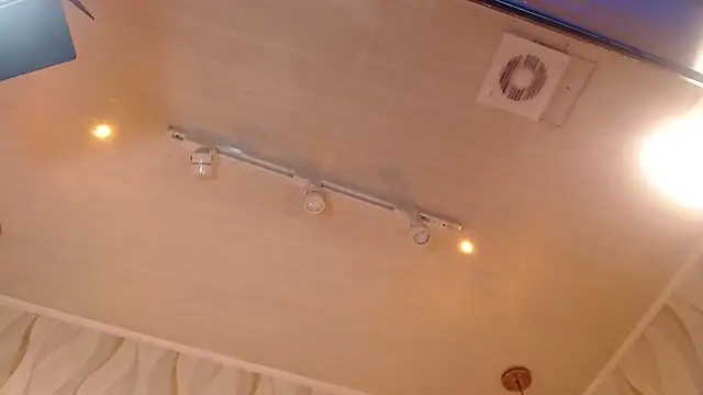 IsabelaLatina's Webcam Show