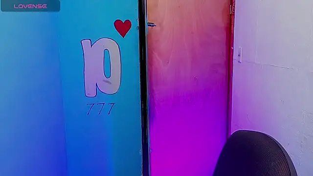 tanjiro_cute's Live XXX Chat