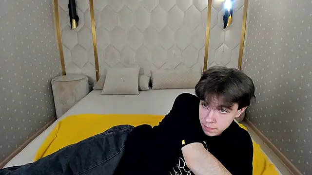 XXX chat uživo modela DaveBevy