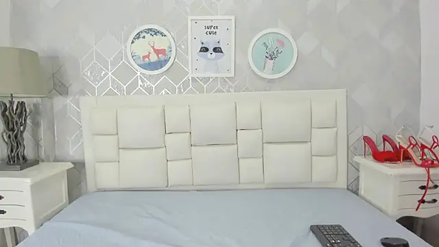 naia_coxのライブXXXチャット